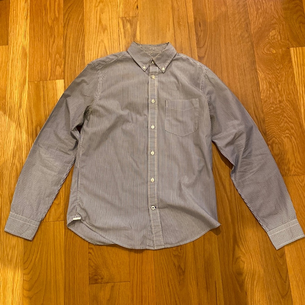 Men’s Gap Button Down Small